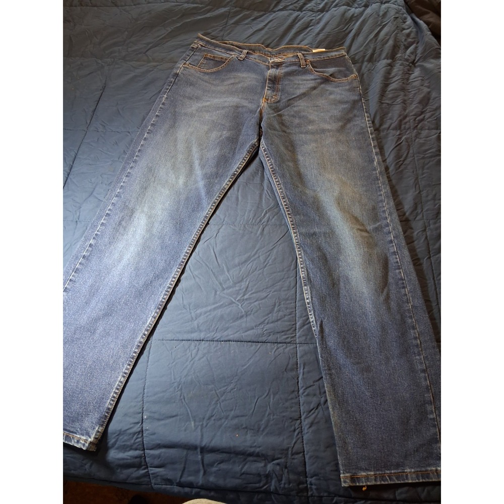 Wrangler Mens Jeans 36x34 Blue Classic Fit Straight Leg Denim Pants